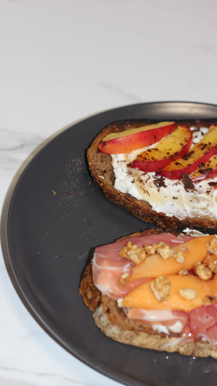 Fotogramma del video: Bruschette